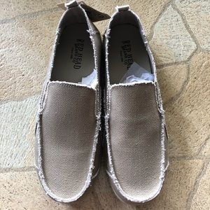 redhead chilled out canvas shoes